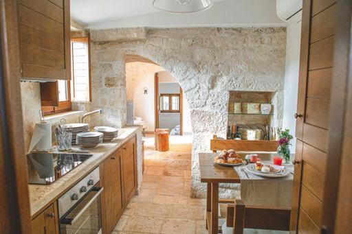 Trullo Grace -Trulli Anti' Charme & Relax Bed & Breakfast Алберобело Екстериор снимка